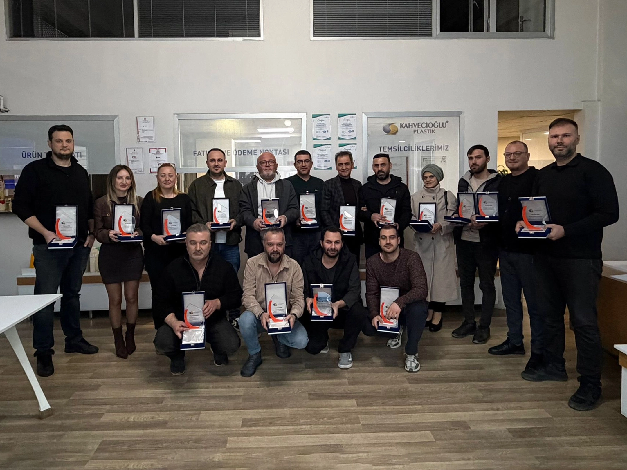 Kahvecioğlu Plastik Uzun Yılların Emeğine Teşekkür!